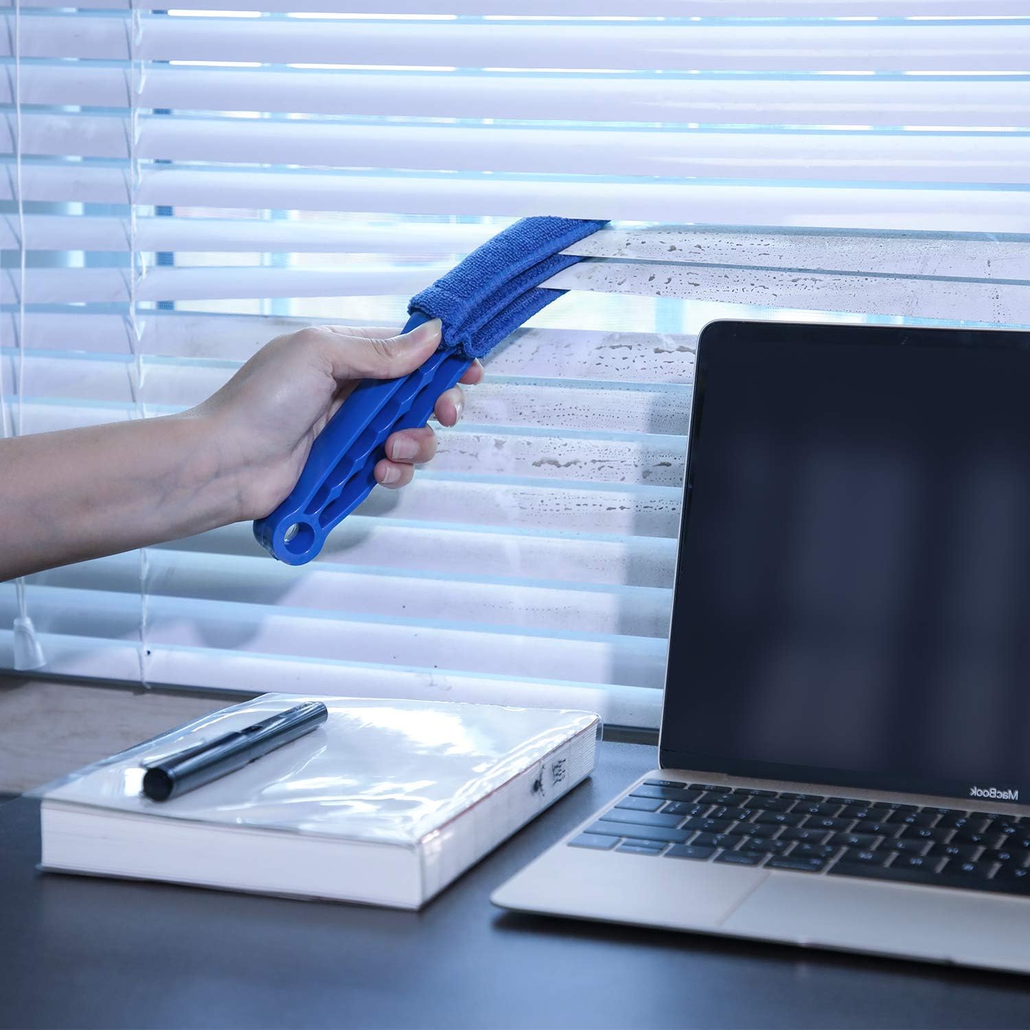Supvox Microfiber Blind Duster, 3-Claw Blind Window Cleaning Brush, Dust Collector Cleaning Cloth Tool for Vertical Blinds Air Conditioner Jalousie Dust Ceiling Fans Supvox Microfiber Blind Duster, 3-Claw Blind Window Cleaning Brush, Dust Collector Cleaning Cloth Tool for Vertical Blinds Air Conditioner Jalousie Dust Ceiling Fans